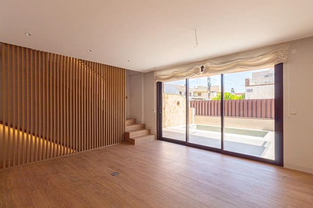 Chalet de 3 habitaciones en Santiago de la Ribera, San Javier en venta con piscina garaje - 529.000 € (Ref: 9997124)