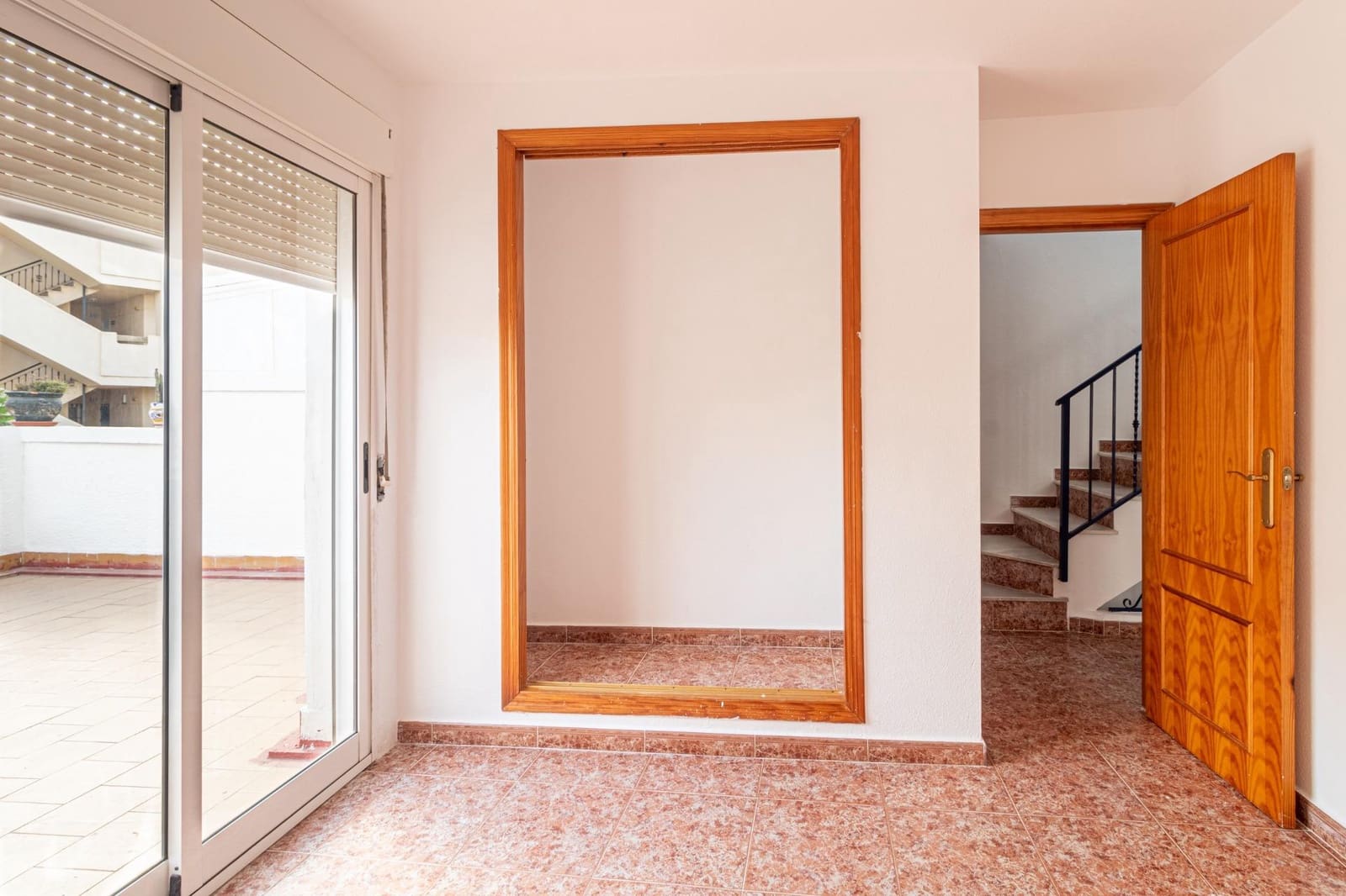 Adosado de 3 habitaciones en La Florida en venta con piscina - 179.000 € (Ref: 9999623)