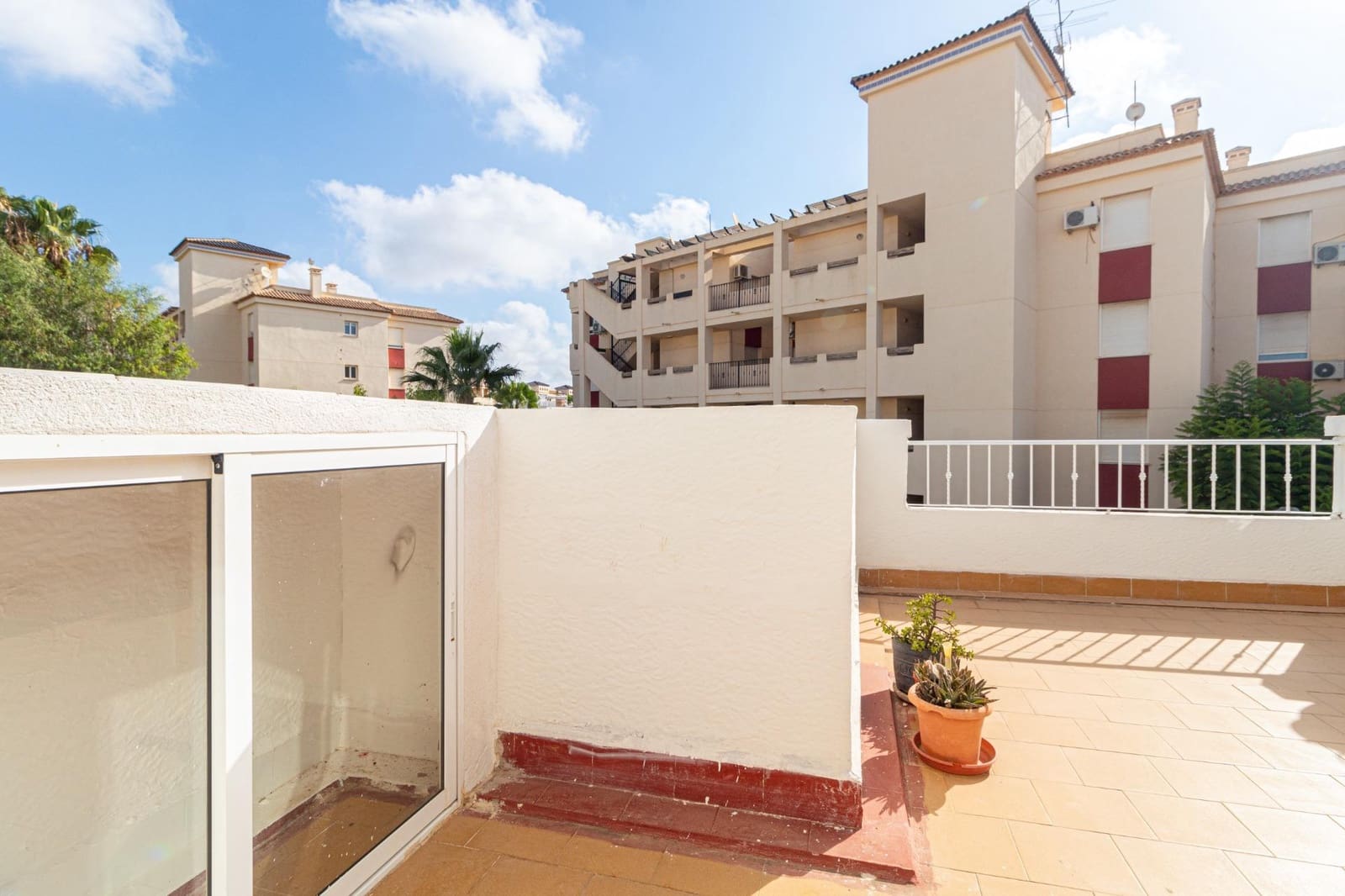 Adosado de 3 habitaciones en La Florida en venta con piscina - 179.000 € (Ref: 9999623)