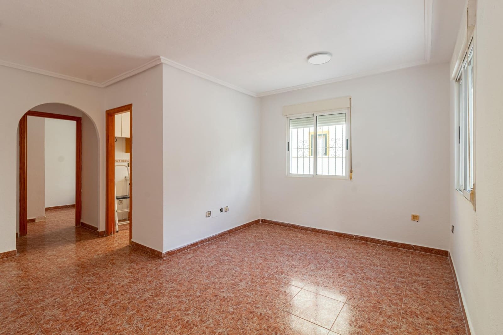 Adosado de 3 habitaciones en La Florida en venta con piscina - 179.000 € (Ref: 9999623)