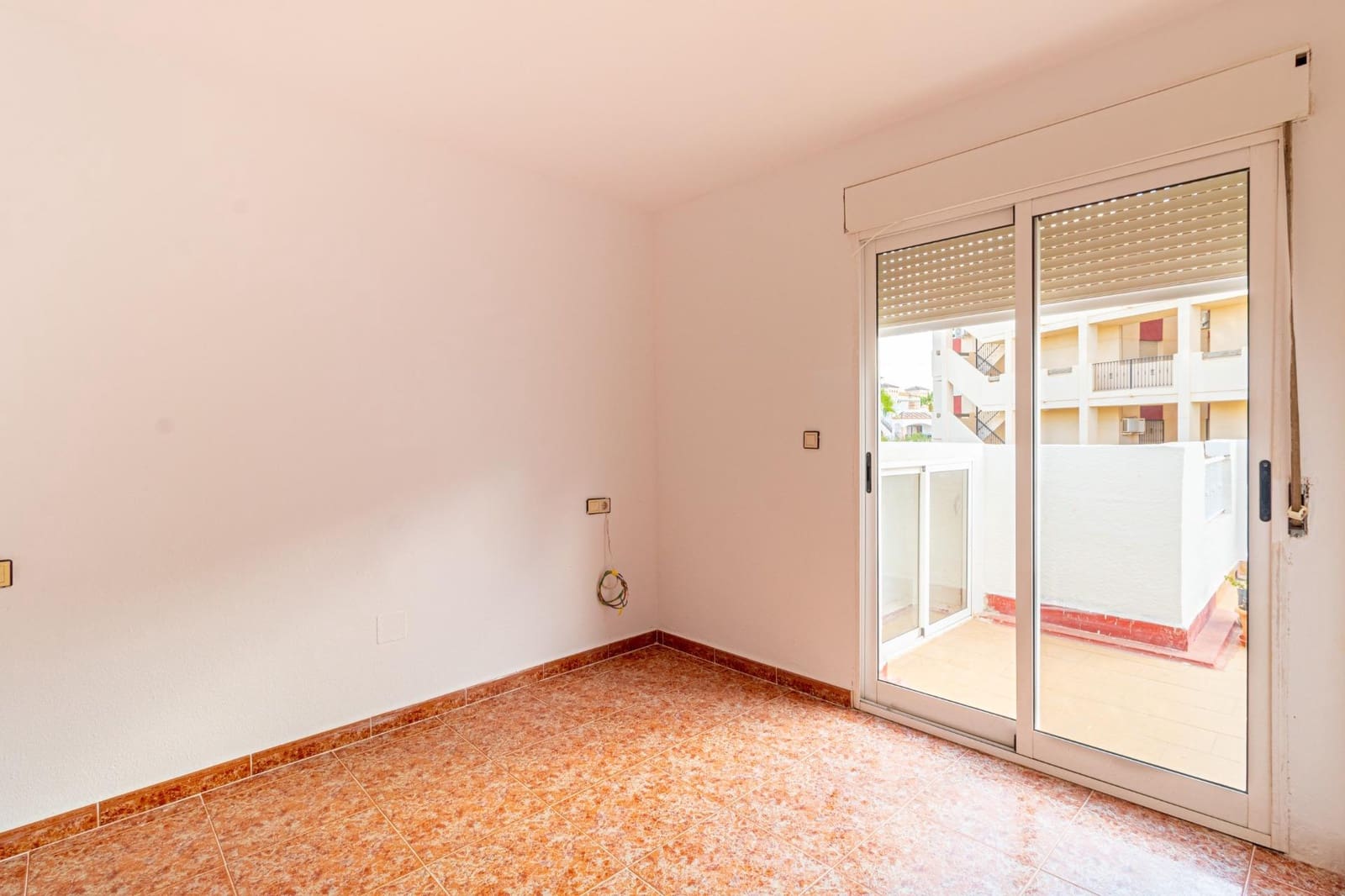 Adosado de 3 habitaciones en La Florida en venta con piscina - 179.000 € (Ref: 9999623)