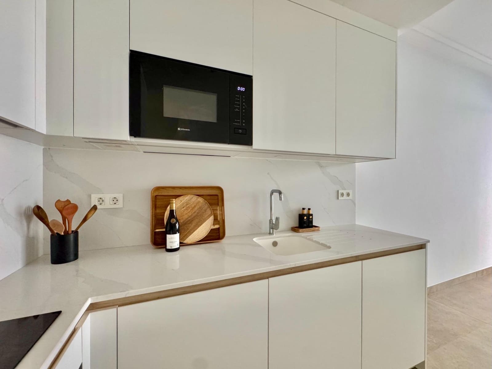 2 Zimmer Apartment zu verkaufen in Torrevieja mit Pool - 250.000 € (Ref: 10040418)