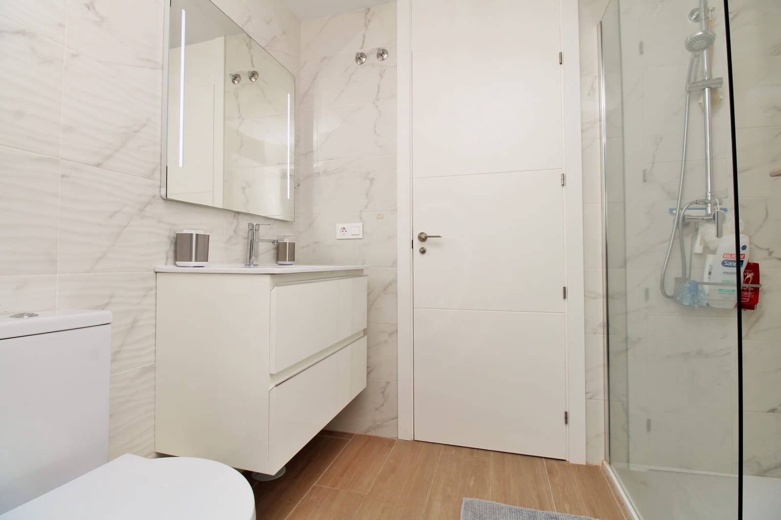 2 slaapkamer Appartement te koop in Villamartin - € 254.950 (Ref: 10040502)