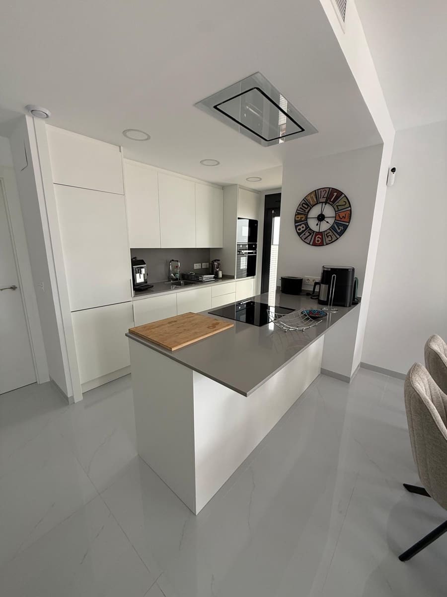 Chalet de 3 habitaciones en Vistabella en venta con piscina - 475.000 € (Ref: 10040508)