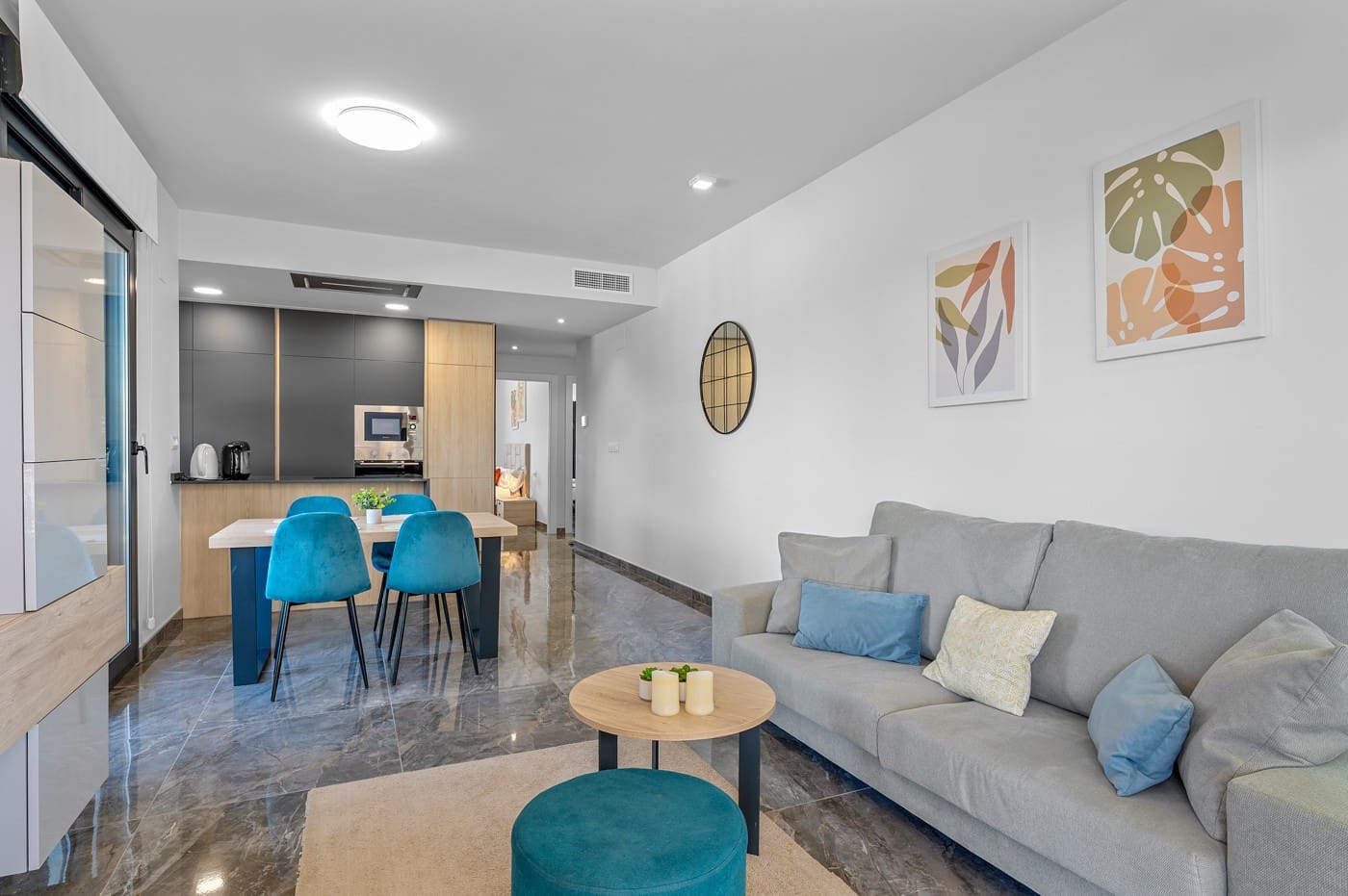 2 soveværelse Lejlighed til salg i Orihuela Costa med swimmingpool garage - € 299.000 (Ref: 10057765)