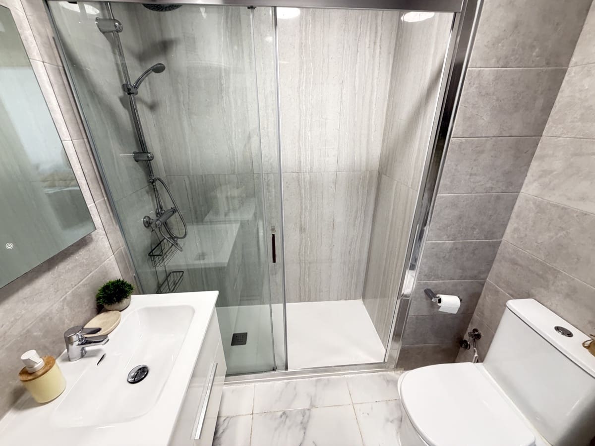 2 bedroom Apartment for sale in La Zenia - € 179,900 (Ref: 10057771)