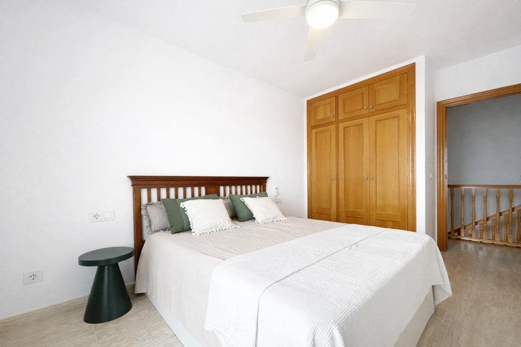 3 chambre Maison de Ville à vendre à Dehesa de Campoamor avec piscine - 375 000 € (Ref: 10057780)