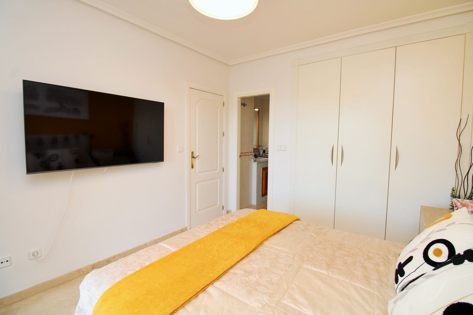 Apartamento de 2 habitaciones en Villamartin en venta - 199.000 € (Ref: 10057784)