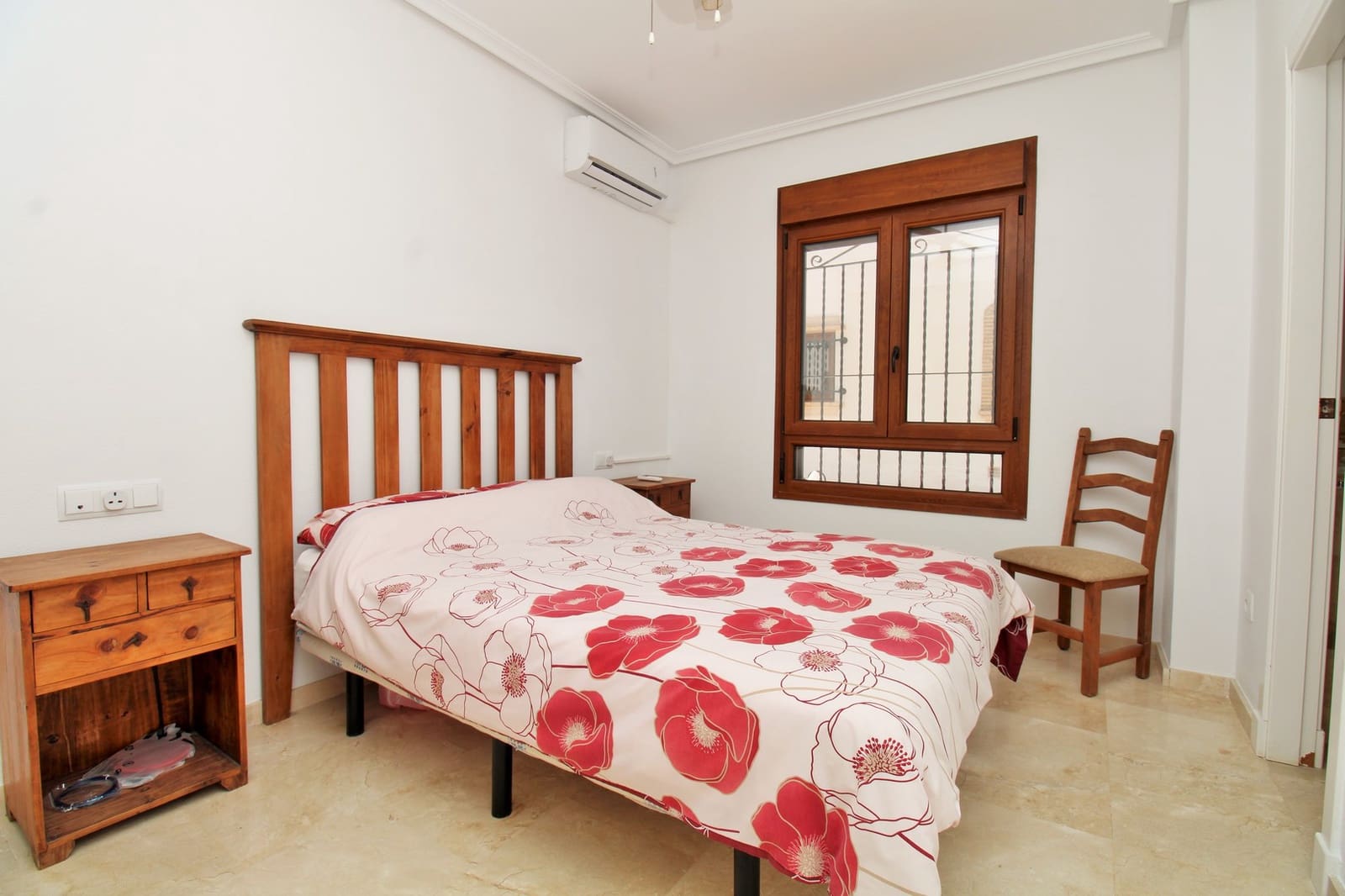 2 soveværelse Lejlighed til salg i Villamartin - € 189.950 (Ref: 10057785)
