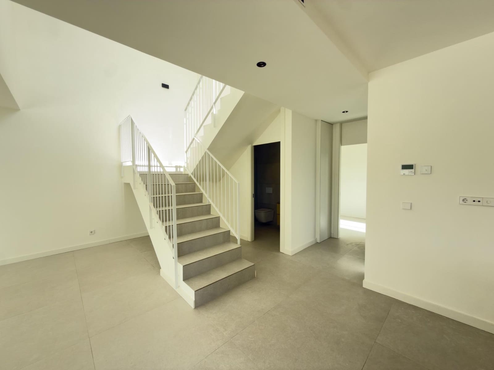 Chalet de 3 habitaciones en Finestrat en venta con piscina - 850.000 € (Ref: 10073458)