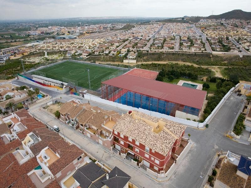 Chalet de 3 habitaciones en Benijófar en venta con piscina garaje - 566.000 € (Ref: 10074134)