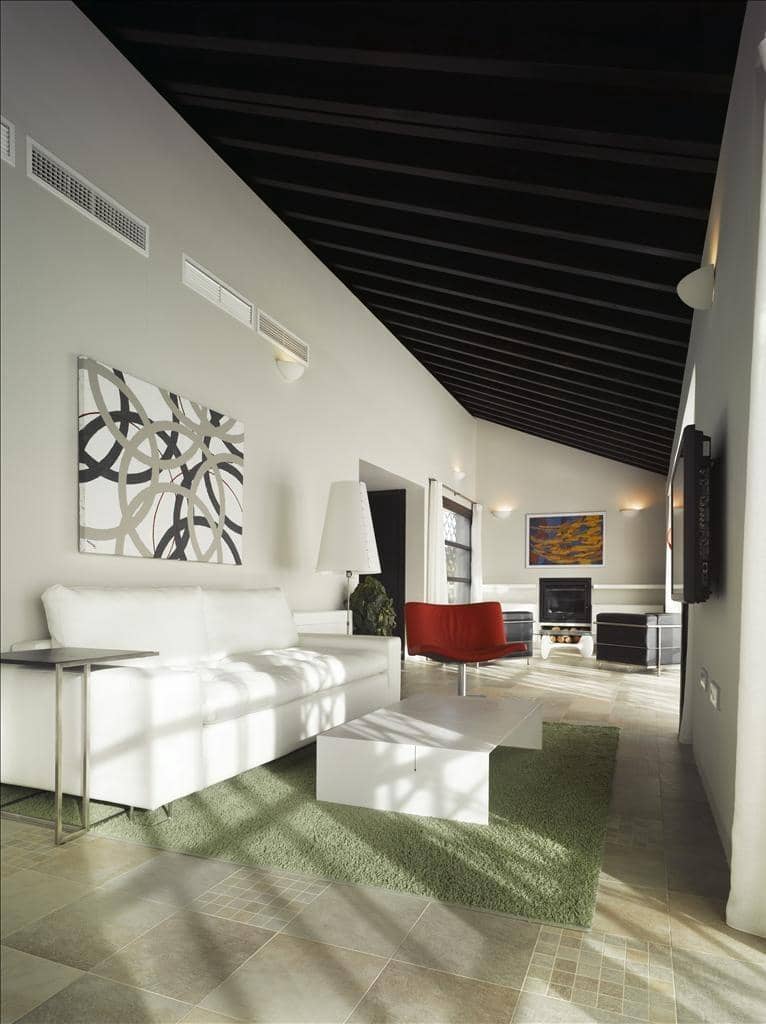 Chalet de 4 habitaciones en La Peraleja Golf Resort en venta con piscina garaje - 625.000 € (Ref: 10087764)