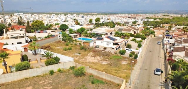 Bauplatz zu verkaufen in Torrevieja - 450.000 € (Ref: 10088029)