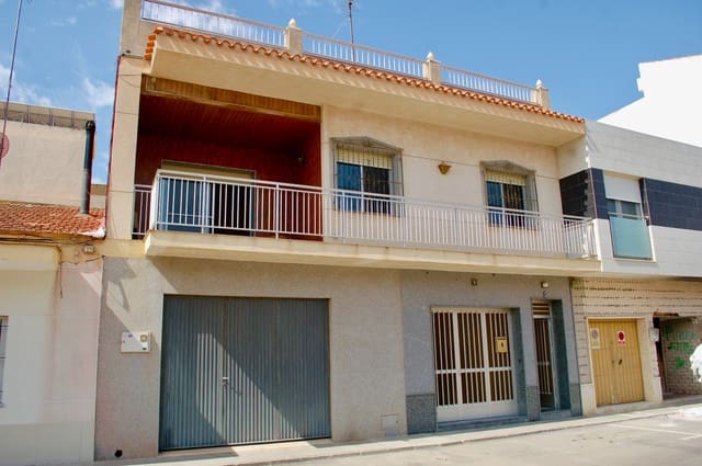 6 makuuhuone Omakotitalo myytävänä paikassa San Pedro del Pinatar - 260 000 € (Ref: 10088036)