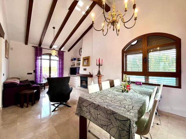 4 chambre Villa/Maison à vendre à Villamartin, Orihuela avec piscine garage - 879 000 € (Ref: 10088038)