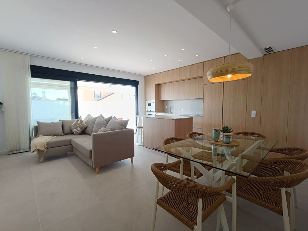 3 soveværelse Villa til salg i El Chaparral med swimmingpool - € 459.000 (Ref: 10088039)