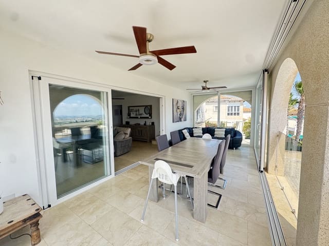 5 chambre Villa/Maison à vendre à San Miguel de Salinas avec garage - 599 999 € (Ref: 10088042)