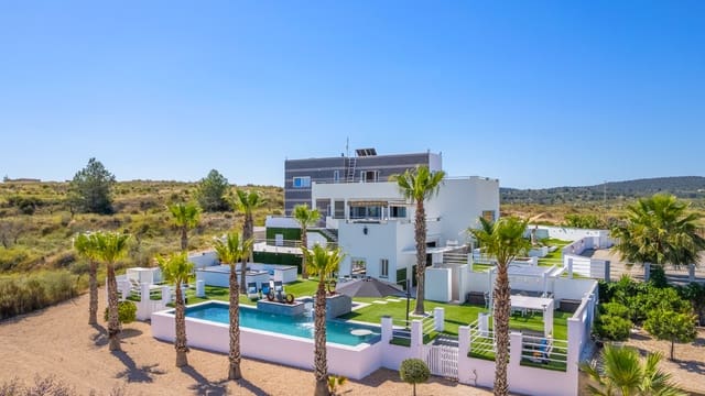 5 bedroom Villa for sale in Torremendo, Orihuela with pool - € 1,695,000 (Ref: 10088045)