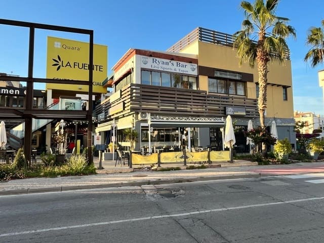 Local Comercial en Orihuela Costa en venta con garaje - 149.900 € (Ref: 10088055)