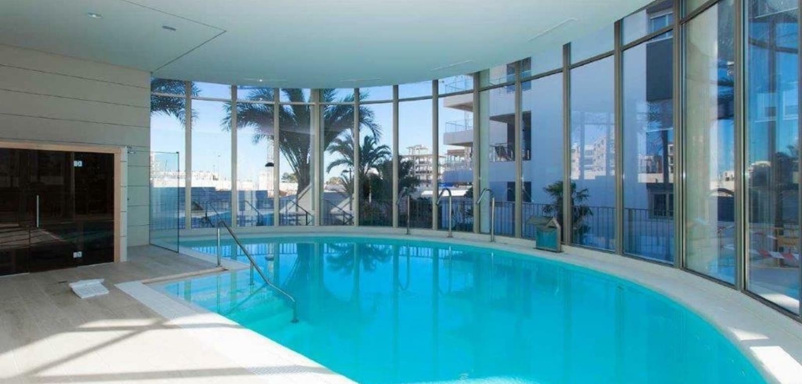 Apartamento de 3 habitaciones en Orihuela Costa en venta con piscina garaje - 320.000 € (Ref: 10088060)