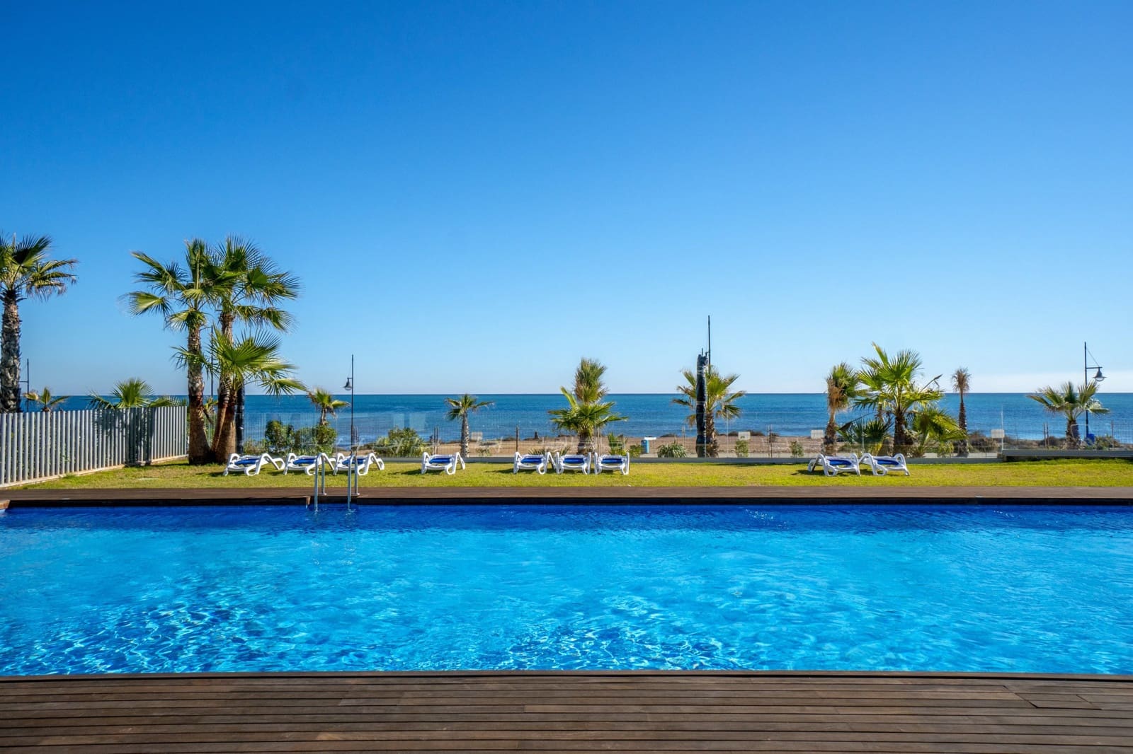 3 soverom Leilighet til salgs i Torrevieja med svømmebasseng garasje - € 765 000 (Ref: 10088069)