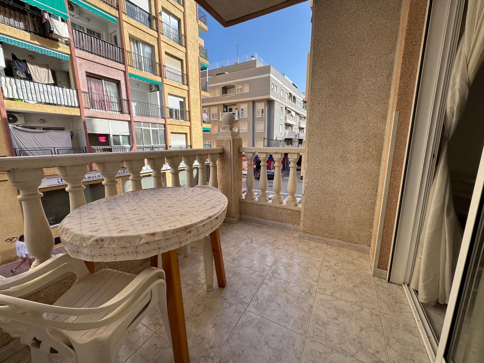 2 slaapkamer Appartement te koop in Torrevieja - € 139.900 (Ref: 10088083)