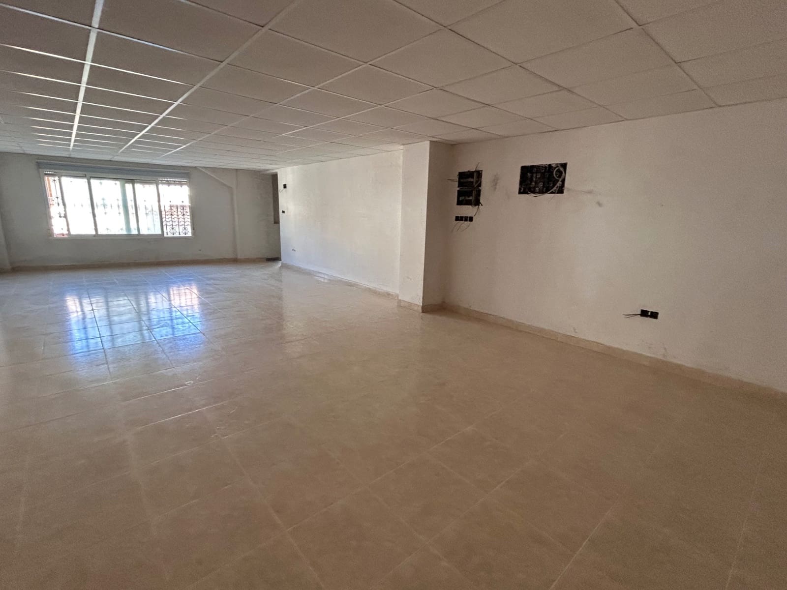 1 slaapkamer Commercieel te koop in Jacarilla - € 220.000 (Ref: 10088093)
