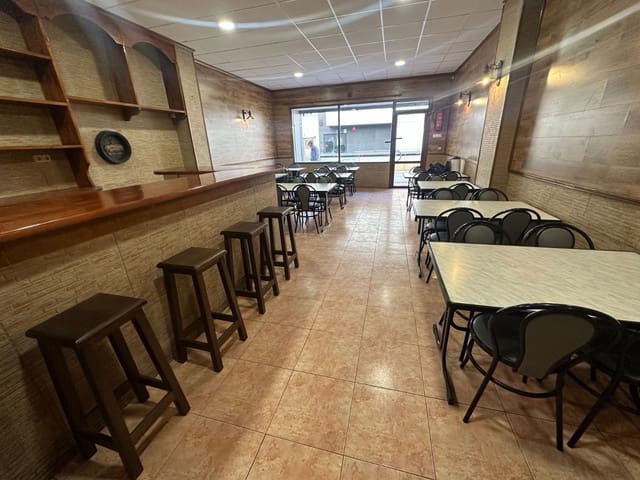 Ristorante/Bar in vendita in Torrevieja - 129.000 € (Rif: 10088116)
