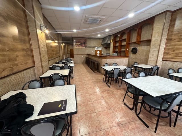 Ristorante/Bar in vendita in Torrevieja - 129.000 € (Rif: 10088116)