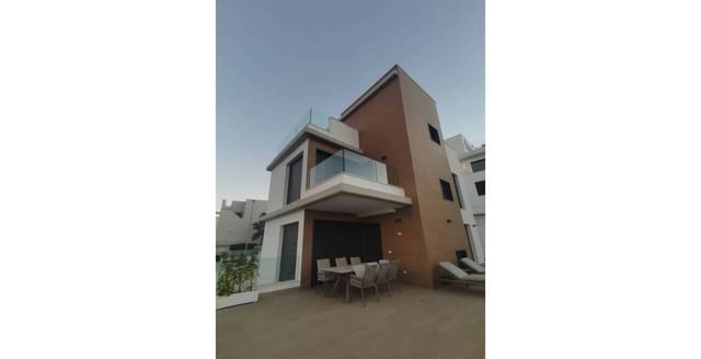 Chalet de 6 habitaciones en Campoamor, Orihuela en venta con piscina garaje - 1.780.000 € (Ref: 10088125)
