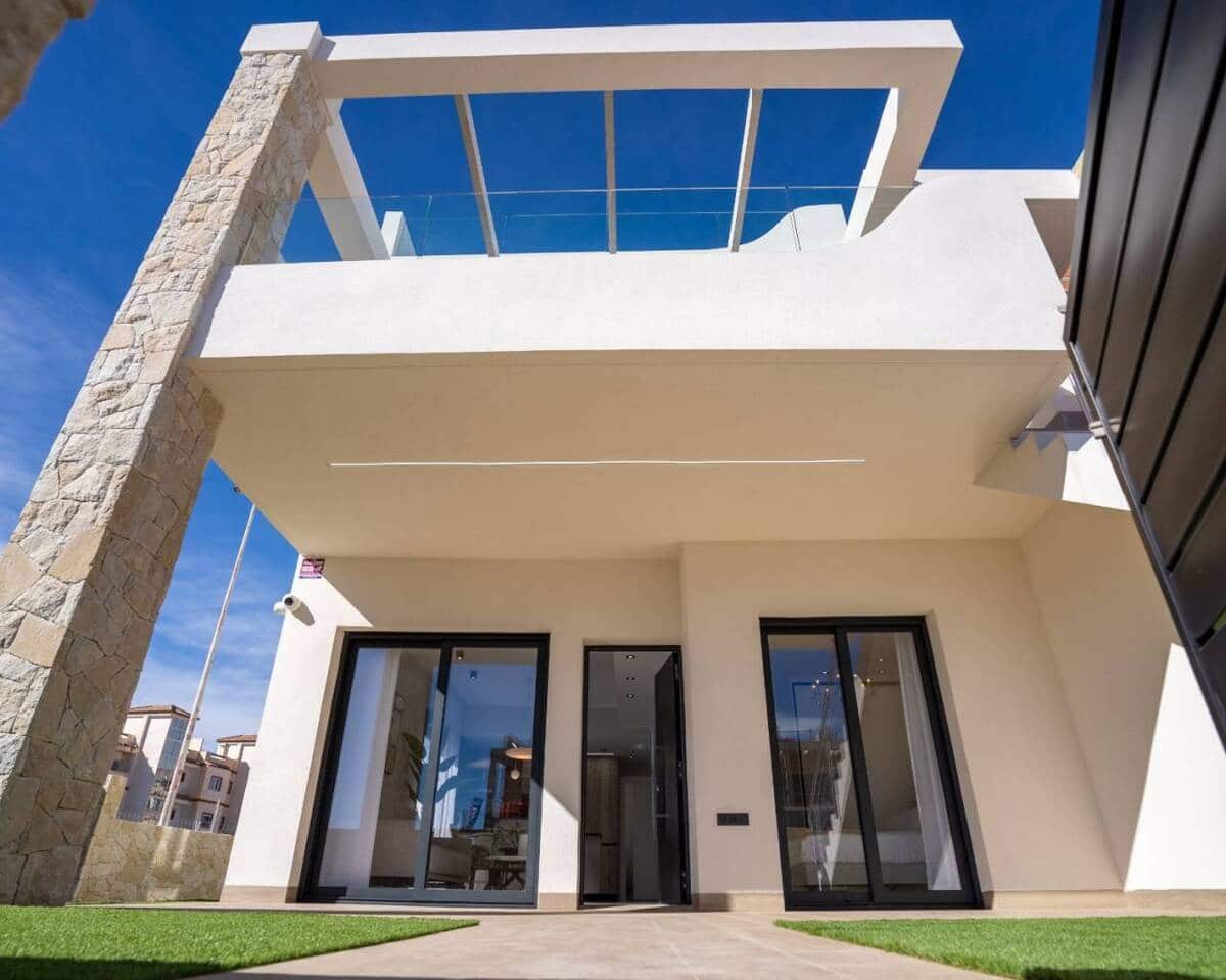 Casa de 3 habitaciones en Orihuela Costa en venta con piscina garaje - 360.000 € (Ref: 10088132)