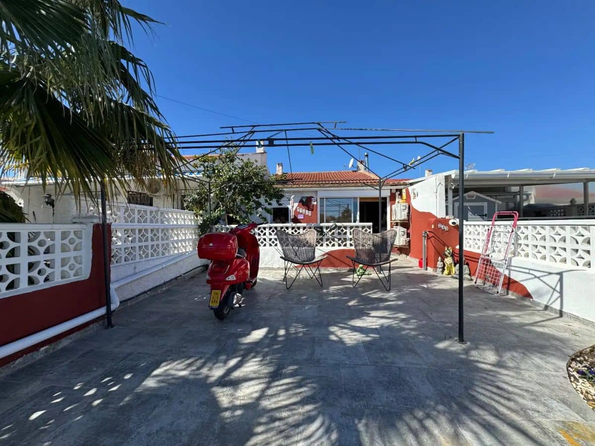 1 chambre Maison de Ville à vendre à Torrevieja avec garage - 135 000 € (Ref: 10088154)