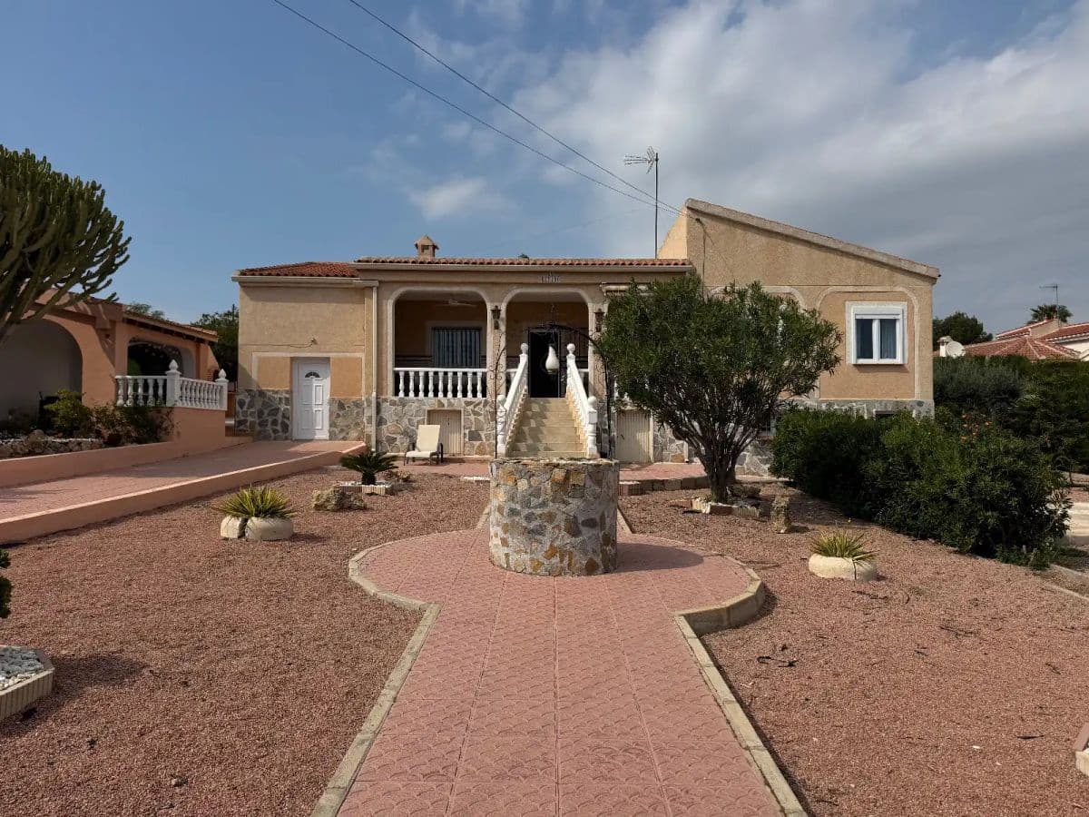 3 soveværelse Villa til salg i Ciudad Quesada med garage - € 535.000 (Ref: 10088155)