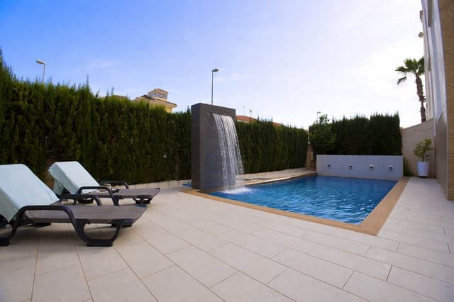 3 bedroom Townhouse for sale in Orihuela Costa, Orihuela with pool garage - € 590,000 (Ref: 10088165)