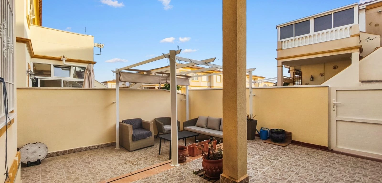 Casa de 2 habitaciones en Orihuela Costa en venta con piscina - 169.000 € (Ref: 10088197)