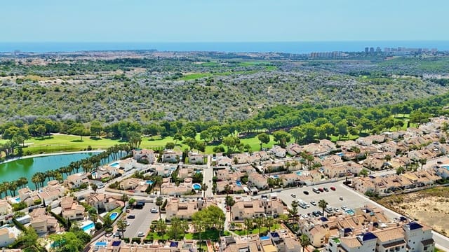 2 quarto Casa em Banda para venda em Las Ramblas Golf, Orihuela com piscina - 229 000 € (Ref: 10088217)