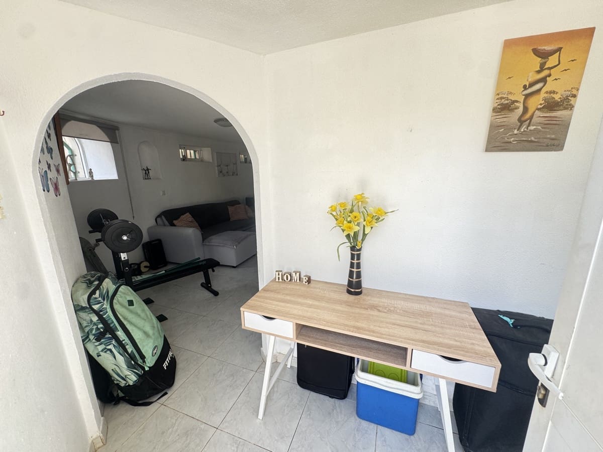 4 Zimmer Villa zu verkaufen in Villamartin - 299.000 € (Ref: 10088307)