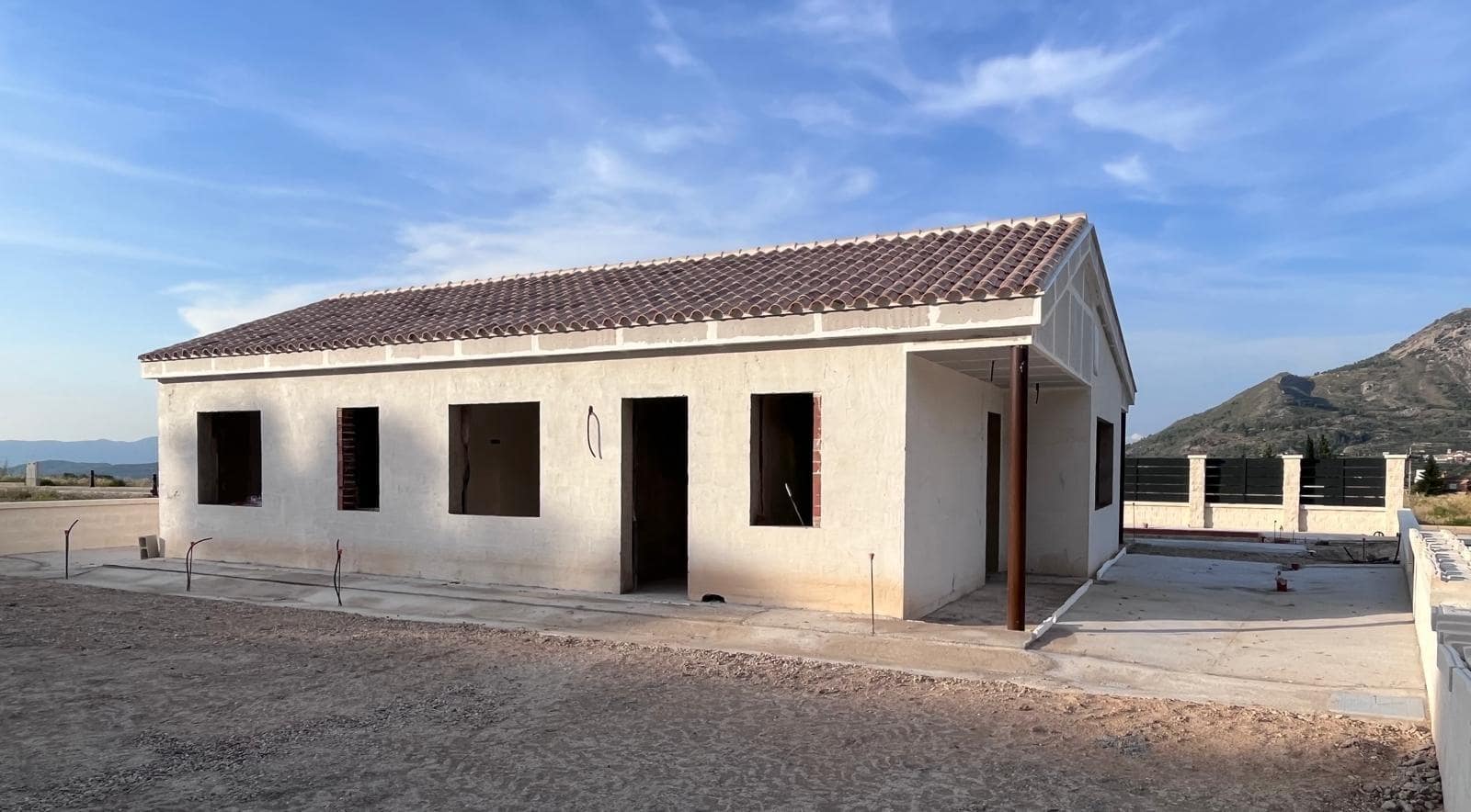 Chalet de 3 habitaciones en Penàguila en venta con garaje - 456.000 € (Ref: 10095968)