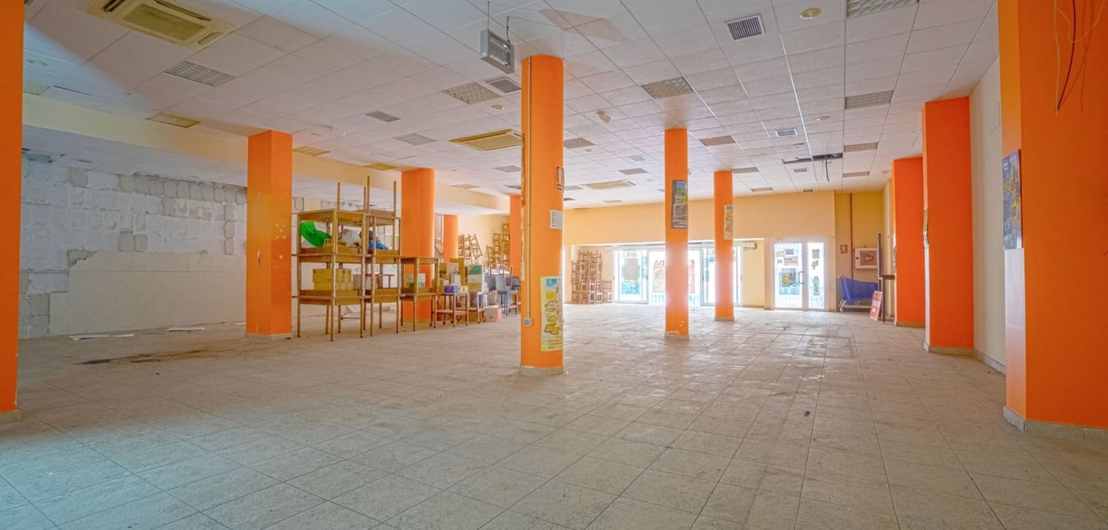 1 sypialnia Komercyjne na sprzedaż w Torrevieja - 390 000 € (Ref: 10096883)