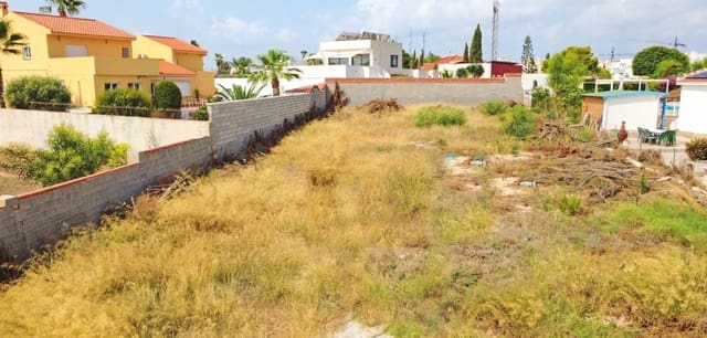 Terrain à Bâtir à vendre à Torrevieja - 450 000 € (Ref: 10096892)