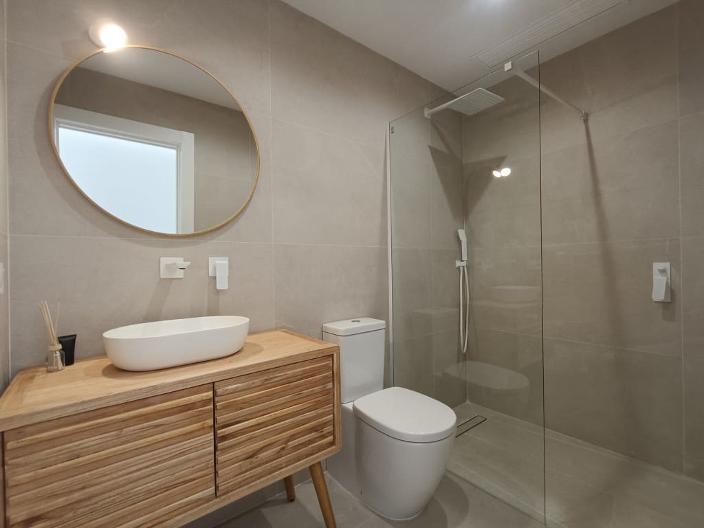 Chalet de 3 habitaciones en El Chaparral en venta con piscina - 459.000 € (Ref: 10096902)