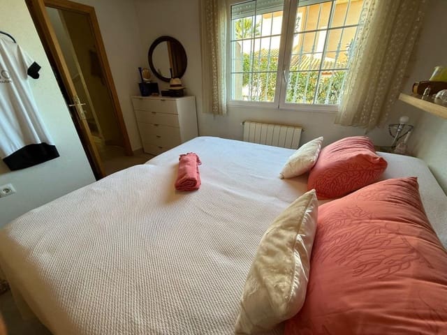 3 slaapkamer Villa te koop in San Miguel de Salinas met zwembad garage - € 525.000 (Ref: 10096919)