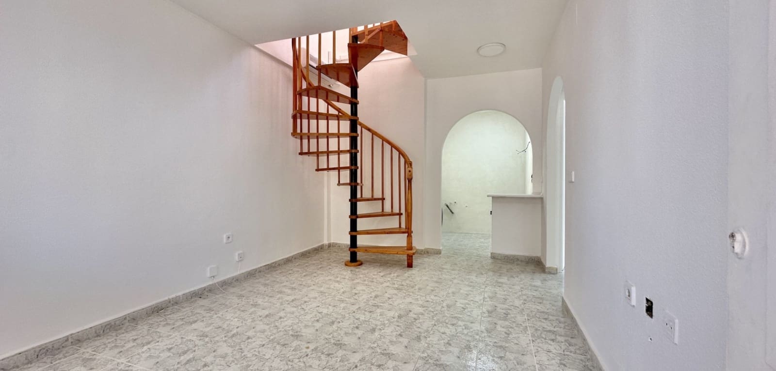 Apartamento de 2 habitaciones en Orihuela Costa en venta con piscina - 139.000 € (Ref: 10096922)