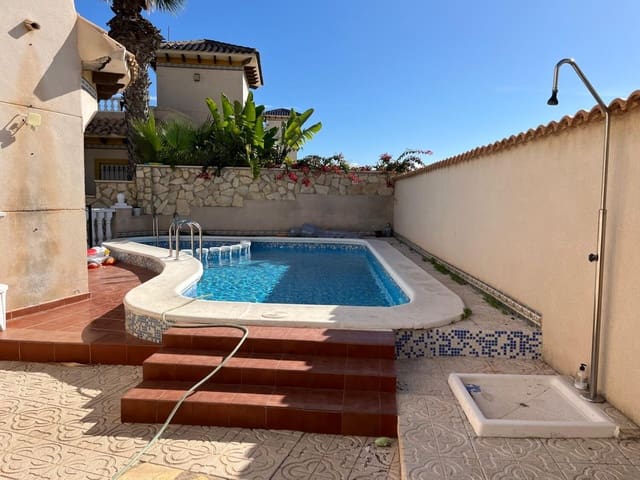 3 camera da letto Villa in vendita in Playa Flamenca, Orihuela con piscina - 360.000 € (Rif: 10096929)
