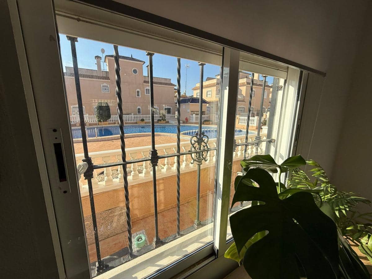 Pareado de 2 habitaciones en Torre de la Horadada en venta con piscina garaje - 254.900 € (Ref: 10096940)