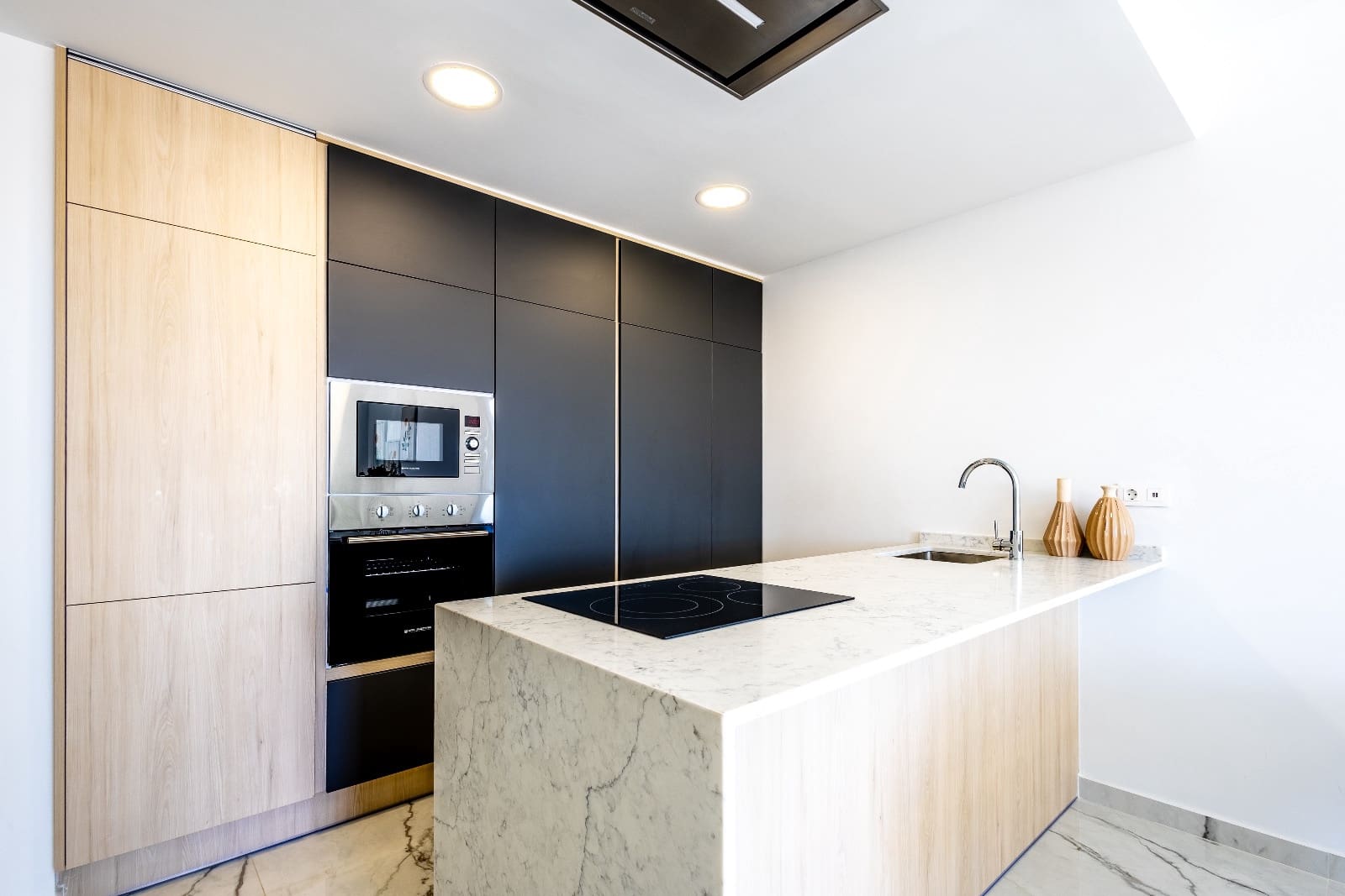 2 makuuhuone Huoneisto myytävänä paikassa Playa Flamenca mukana uima-altaan 
autotalli - 489 000 € (Ref: 10096949)