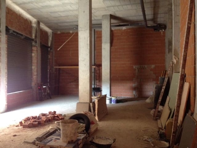 Local Comercial en Los Montesinos en venta - 106.000 € (Ref: 10096957)