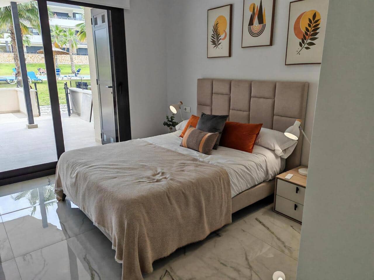 2 soverom Leilighet til salgs i San Miguel de Salinas med svømmebasseng garasje - € 219 000 (Ref: 10096998)