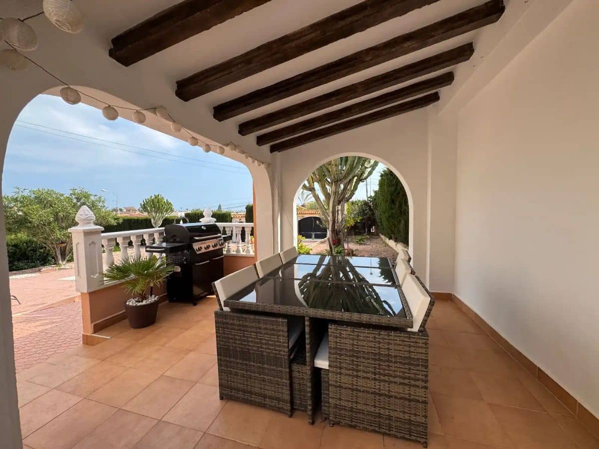 3 sovrum Villa till salu i Ciudad Quesada med garage - 535 000 € (Ref: 10097018)