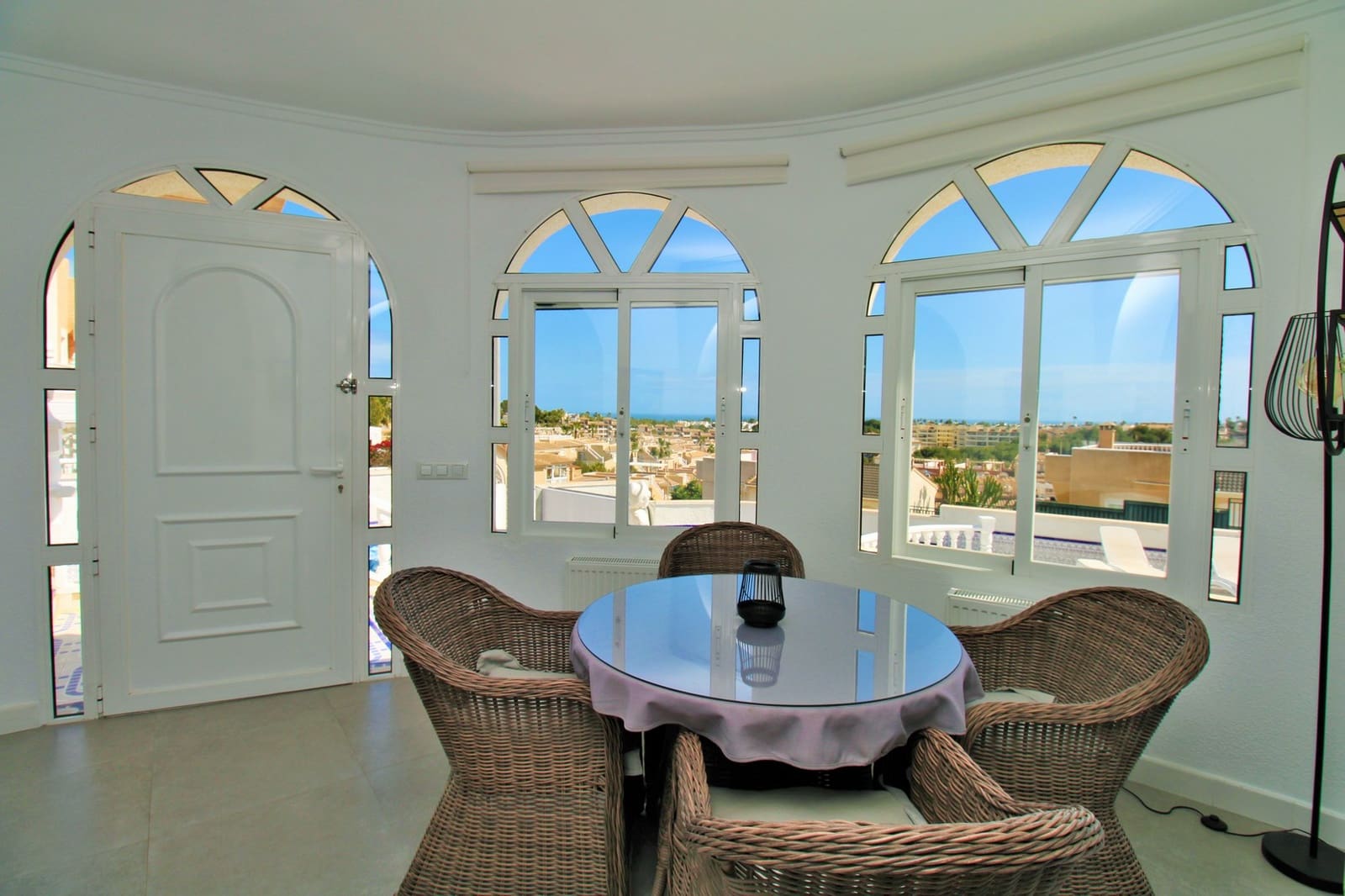 3 soveværelse Villa til salg i Villamartin med swimmingpool garage - € 499.000 (Ref: 10097022)